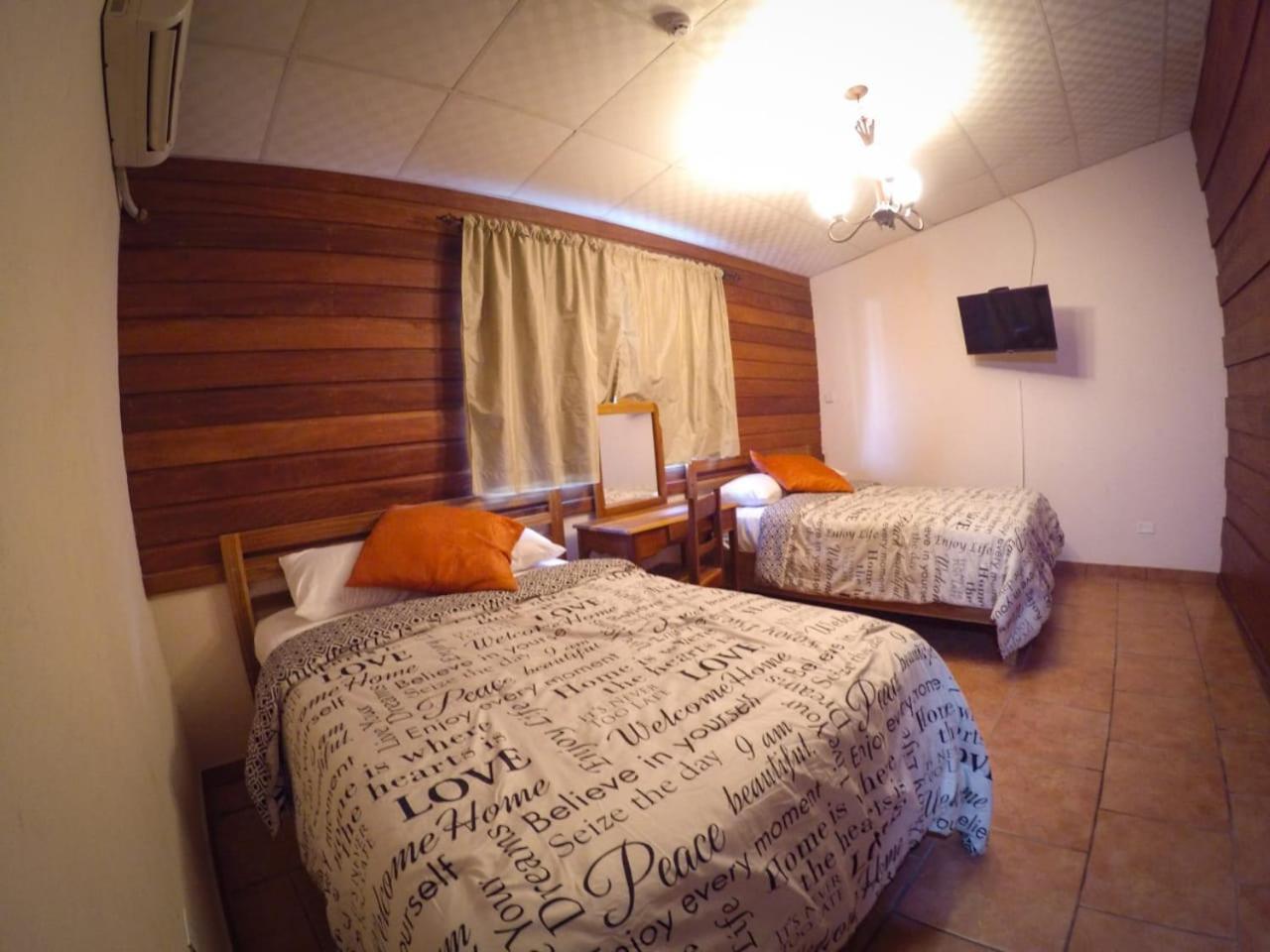 Nics Place Bocas del Toro Exterior foto